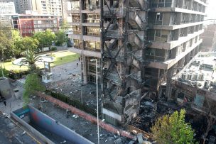 Edificio de Enel se salvó del descalabro total luego de ataque incendiario