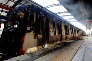 Policía tendría identificado a sospechoso por los incendios en el Metro y se evalúa roles extranjeros