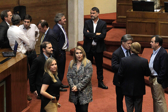 Cámara de Diputados aprueba la rebaja de tarifas en el Metro