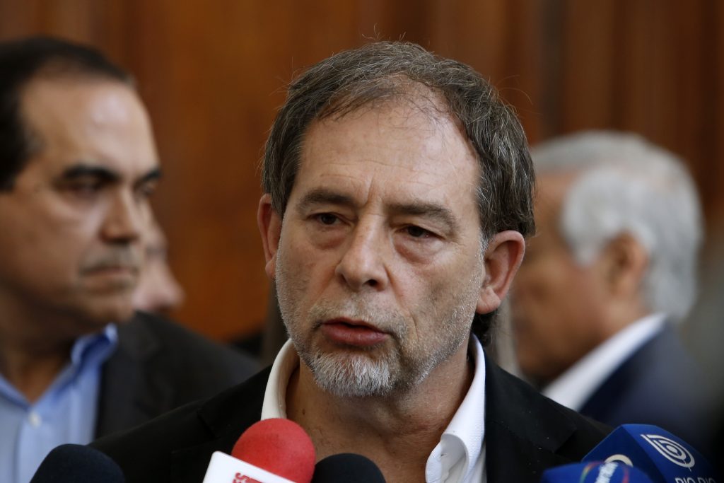 Senador Girardi: “Con esta Constitución es imposible cumplir las demandas de la gente”