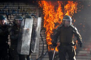 Crudas imágenes revelan las heridas que carabineros han sufrido durante las manifestaciones