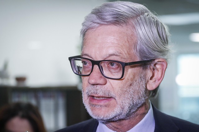 Juan Andrés Fontaine por su salida de Economía: “Me voy satisfecho”
