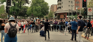 Plaza Ñuñoa: Vehículo atropelló a joven en medio de los cacerolazos