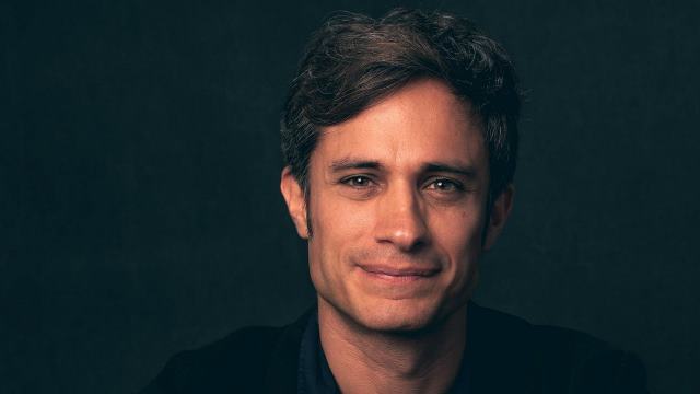 “No jodan, ¿qué es esto?”: Gael García Bernal queda impactado tras ver actuar de Carabineros en Chile