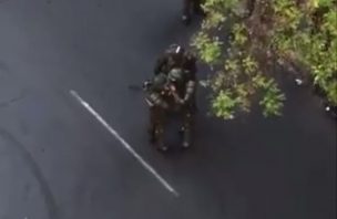 Carabineros investigará a funcionarios que supuestamente estaban drogándose en la vía pública: sería Mentholathum