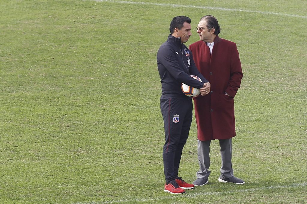 Aníbal Mosa: “Ojalá Esteban Paredes siga toda la vida jugando por Colo Colo”