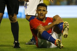 Inter confirma lesión de Alexis y será evaluado en Barcelona si será operado