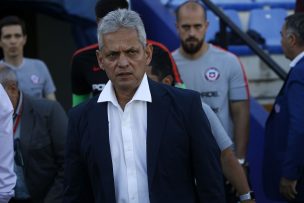 Reinaldo Rueda y los nuevos jugadores de la Roja: 