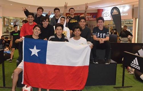 Deportistas chilenos se quedan con el podio latinoamericano de Freestyle de fútbol en Ecuador