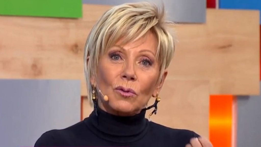 Raquel Argandoña criticó a las panelistas nuevas: “Se les sube el pelaje”