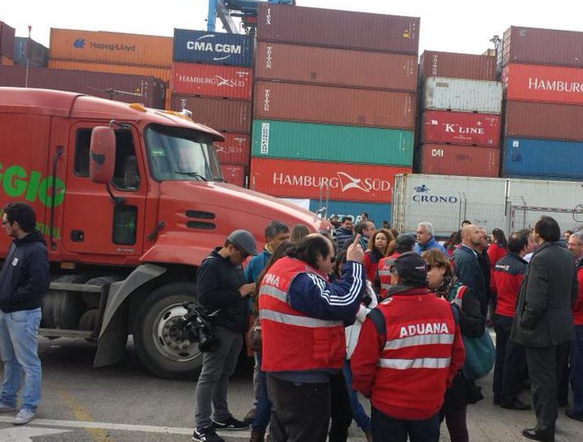 Aduanas publica procedimiento de ingreso de fruta de exportación a zona primaria