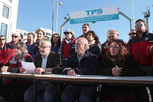 Fedefruta acusa golpe bajo por adhesión de trabajadores de SAG a paro de Aduanas