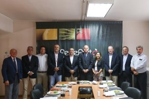 Fedefruta recibe al Ministro de Agricultura y plantea las tareas claves para el avance del sector frutícola