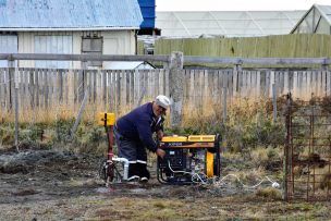 Con pozos de agua comunitarios agricultores de Tierra del Fuego combaten la escasez hídrica