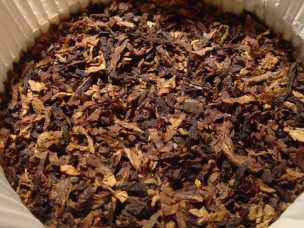 Cómo utilizar residuos de tabaco o humus de tabaco como fertilizante orgánico e insecticida