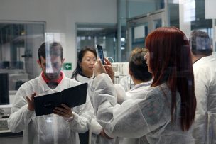 Universidad de Chile inaugura centro de investigación de frutales de carozo en China