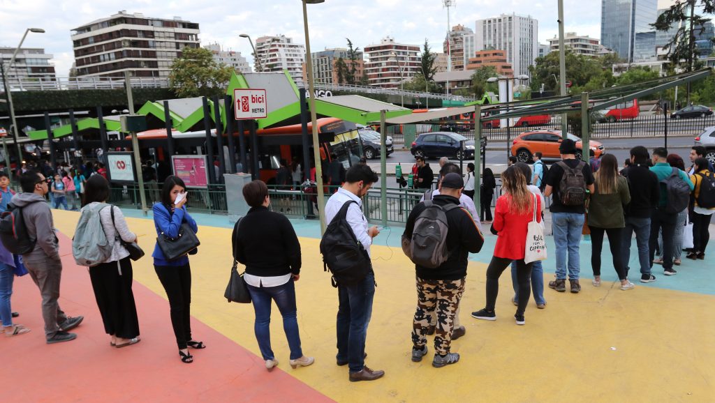Reapertura de cuatro estaciones de Metro y retorno de estudiantes a clases marcan “Súper Lunes”