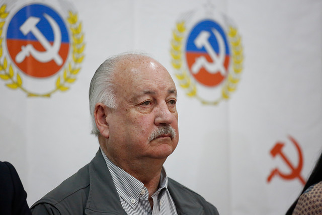 Presidente del PC explica por qué no participaron de acuerdo constituyente: “Yo ni supe de esa reunión”