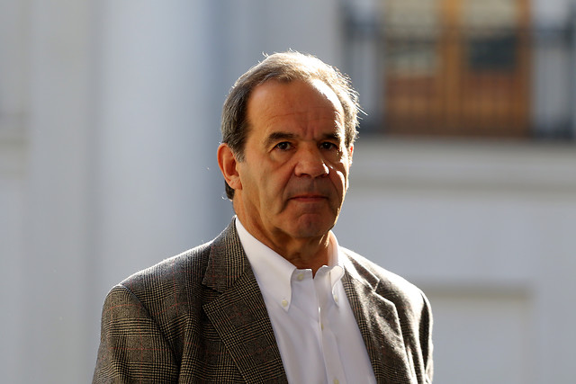 Andrés Allamand: “En este minuto, rechazar la violencia significa distanciarse de convocatorias que pueden desplegar acciones violentas”