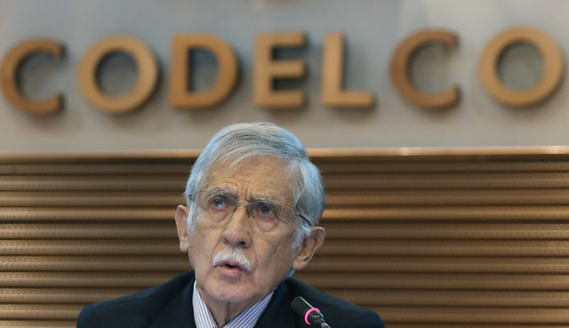 Codelco reconoce “indicios de eventual conflictos de interés” de su expresidente ejecutivo