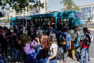 Horario punta se adelanta a las 16:00 horas para facilitar traslados