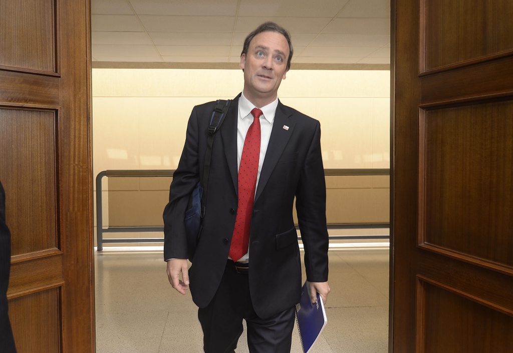 “¿Este será el nuevo estilo del gobierno?” Diputados de Oposición critican declaraciones de ministro Ward