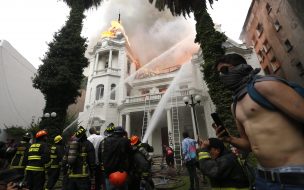 Universidad Pedro de Valdivia cifra en $800 millones pérdidas por incendio