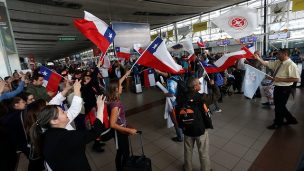 Trabajadores del Aeropuerto de Santiago se sumaron al Paro Nacional