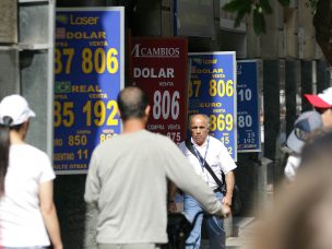 Advierten que con actual precio del dólar subirá la carne, pasajes aéreos y la electrónica