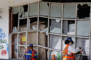 Decretan prisión preventiva de 18 imputados por robo en supermercado en Temuco