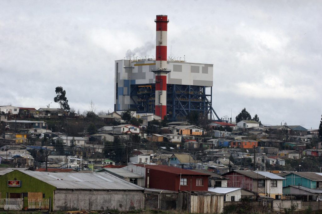 Cámara de Diputados aprueba solicitar al Presidente plan de cierre para termoeléctricas a carbón y su total eliminación a 2030