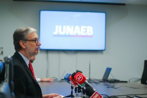 Gobierno pidió la renuncia del director de la Junaeb, Jaime Tohá