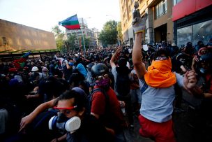 Al menos 12 argentinos han sido detenidos en medio de las manifestaciones