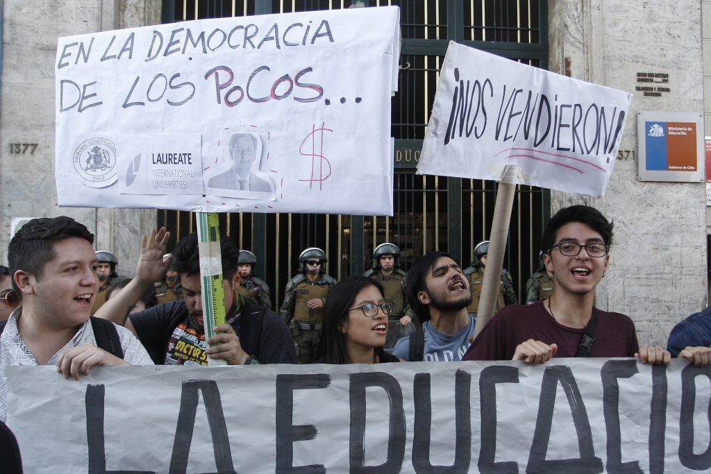 Estudian  “perdonazo” para deudores del Crédito con Aval del Estado CAE