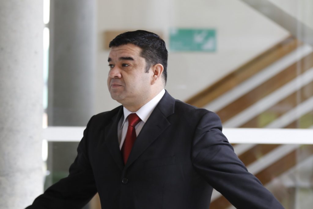 Revocan prisión preventiva a excapitán de Carabineros imputado en caso “Huracán”