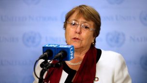 Michelle Bachelet cree que Carabineros no cumple el protocolo en el uso de balines