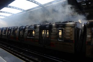 Carabineros confirma detención de involucrado en incendio de estación La Granja