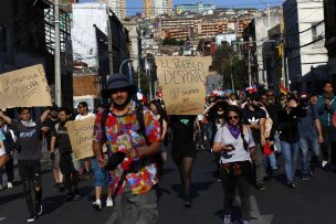 Hubo incidentes aislados: Mil personas marcharon de Viña del Mar a Valparaíso