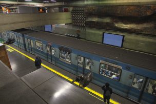 Metro funciona hoy desde las 8 horas con 83 estaciones habilitadas