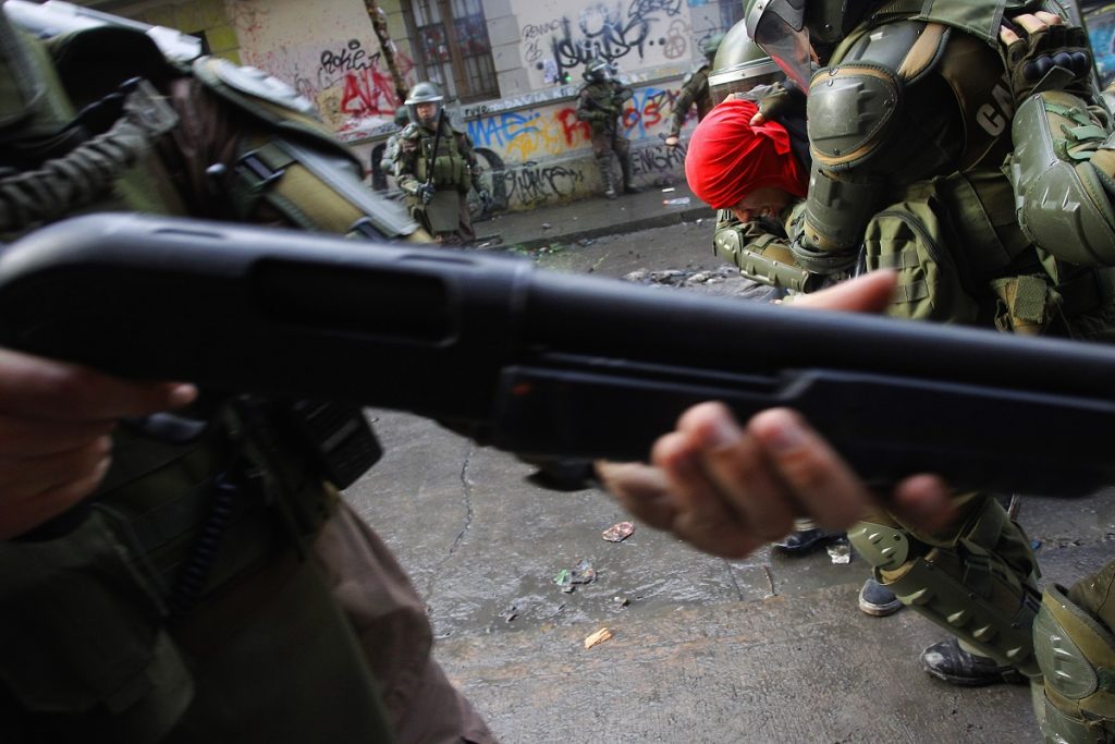 Corte de Santiago:Uso de escopeta antidisturbios por Carabineros es legítimo
