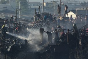 Intendente: Hay intencionalidad en los 7 incendios que afectaron hoy a Valparaíso