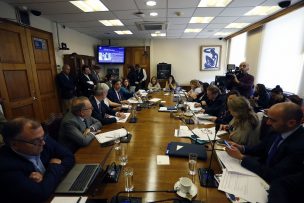 Comisión de Gobierno Interior de la Cámara aprobó proyecto que repone el voto obligatorio en el país