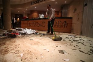 Encapuchados incendiaron hotel Costa Real en La Serena