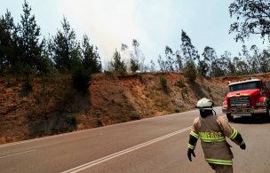 Se declara Alerta Roja para la comuna de Pudahuel por incendio forestal