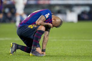 Arturo Vidal fue titular en dura derrota del Barcelona ante el Levante