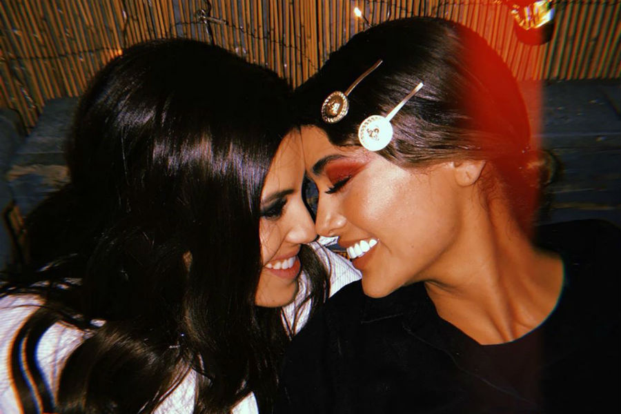 Camila Recabarren compartió romántica foto con Dana Hermosilla en “épocas de crisis”