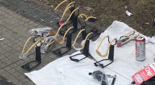 Carabineros en alerta por venta de hondas y bolitas durante manifestaciones