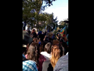 Se registra masiva marcha en el centro Valparaíso