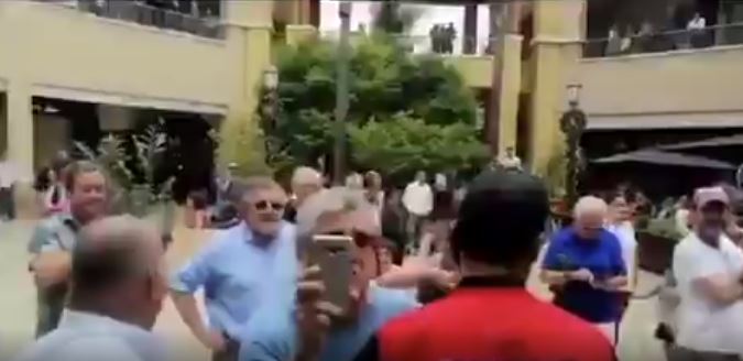 Alcalde de Lo Barnechea llama a los vecinos “a ser más comunidad y respetarnos” tras protesta en Portal La Dehesa