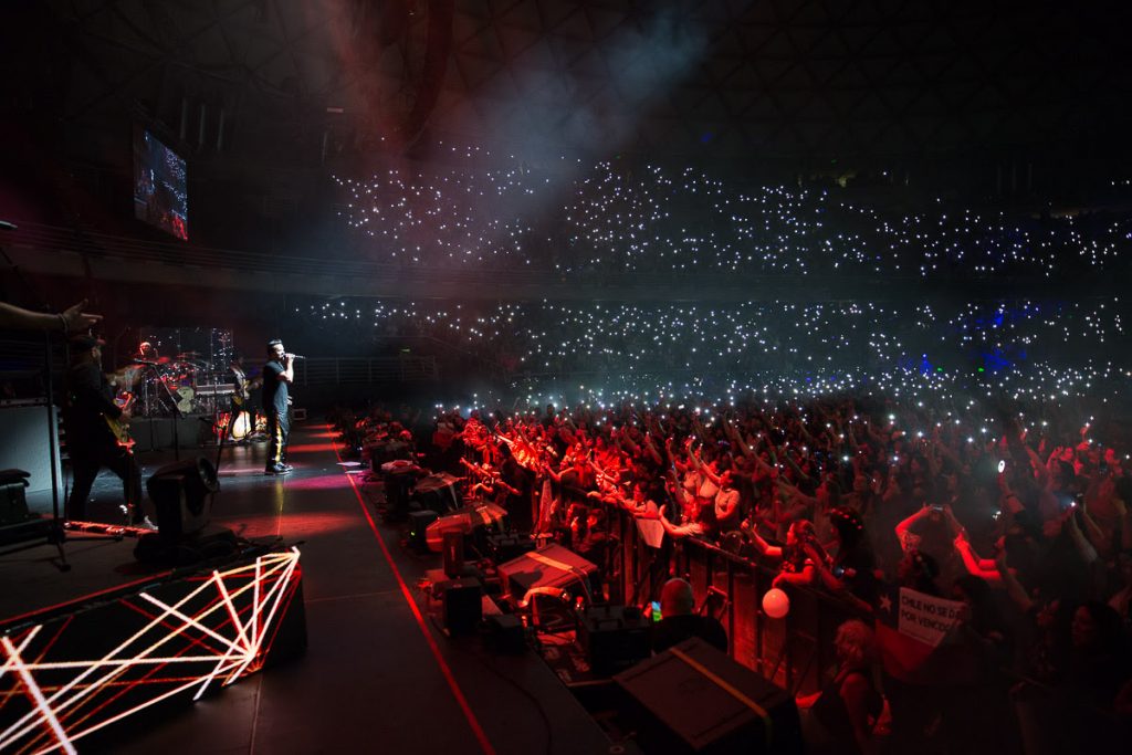 Luis Fonsi hizo vibrar al público chileno en su gira “Vida World Tour”